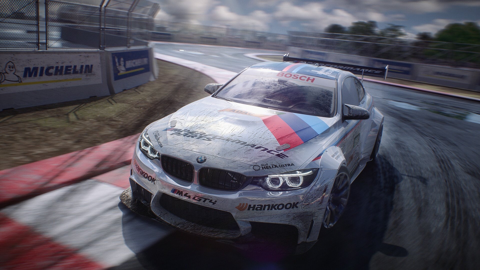 莱斯特城青训新秀崭露头角，备受球迷瞩目，莱斯特城球队