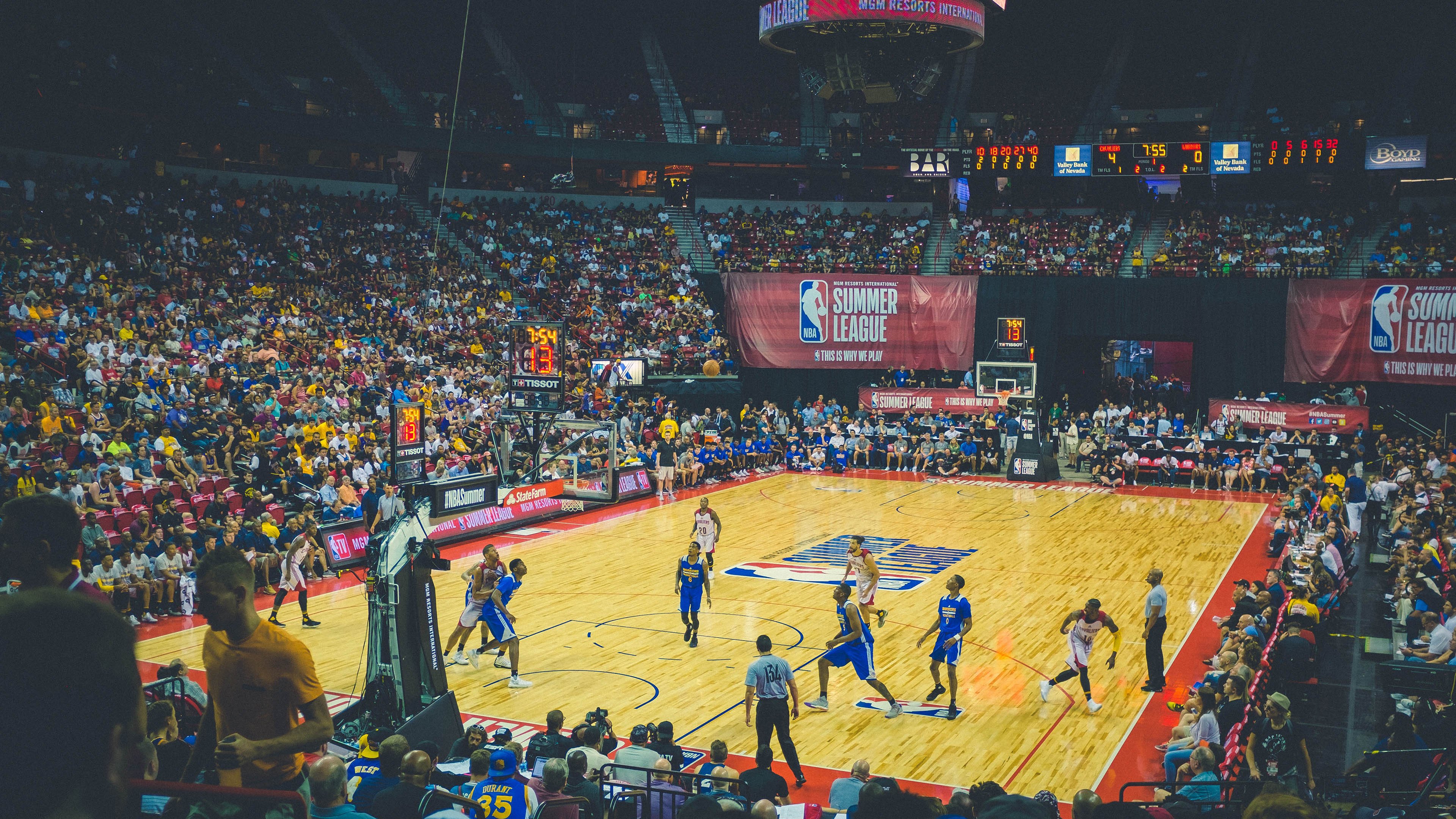 英超：曼城4-0横扫伯恩茅斯，哈兰德梅开二度，曼城silva